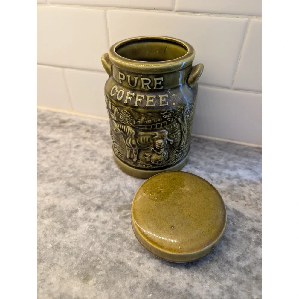 VINTAGE CERAMIC GREEN COFFEE CANISTER W/ LID